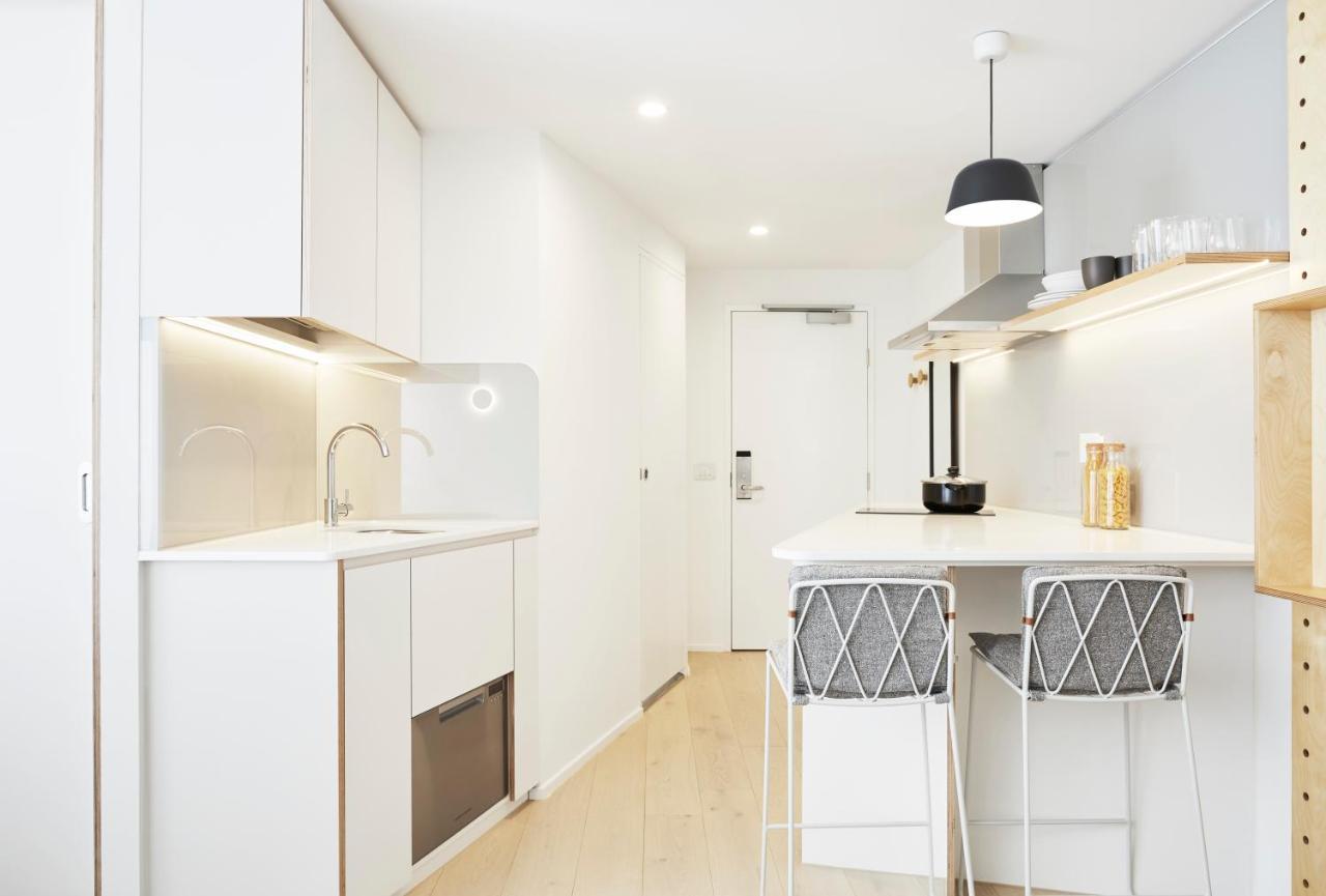 Scape Living At Franklin Hotel Melbourne Exterior photo